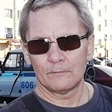 Виктор  Смирнов
