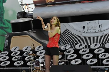 Ирина Кольба в концерте на Пушкинской площади в День Города Москвы