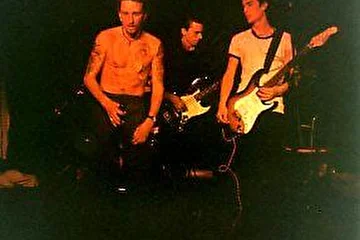 Фото с концерта в 2000.