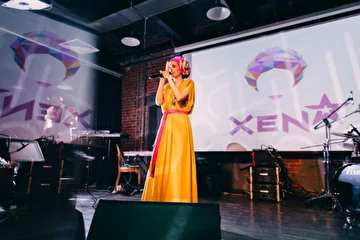 Певица XENA (Ксена) на презентации дебютного альбома в ресторанбаре «Fassbinder»
www.xenamusic.ru
#xenamusic @xenamusic