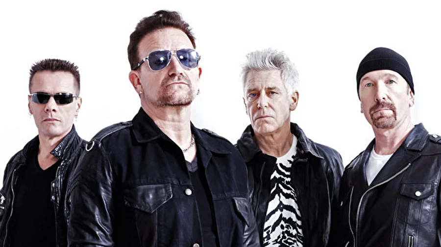U2 отменили субботний концерт в Париже из-за серии терактов