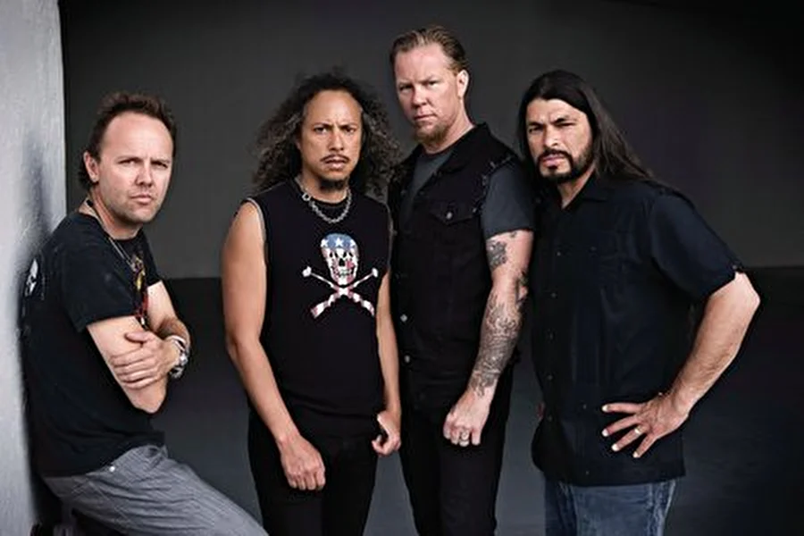 Metallica опубликовали демо-версию новой песни The Lord of Summer